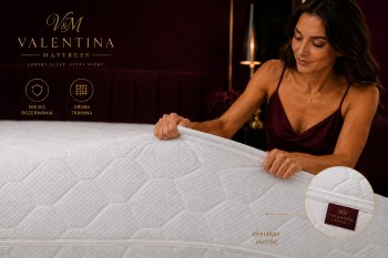 valentina 70.jpg